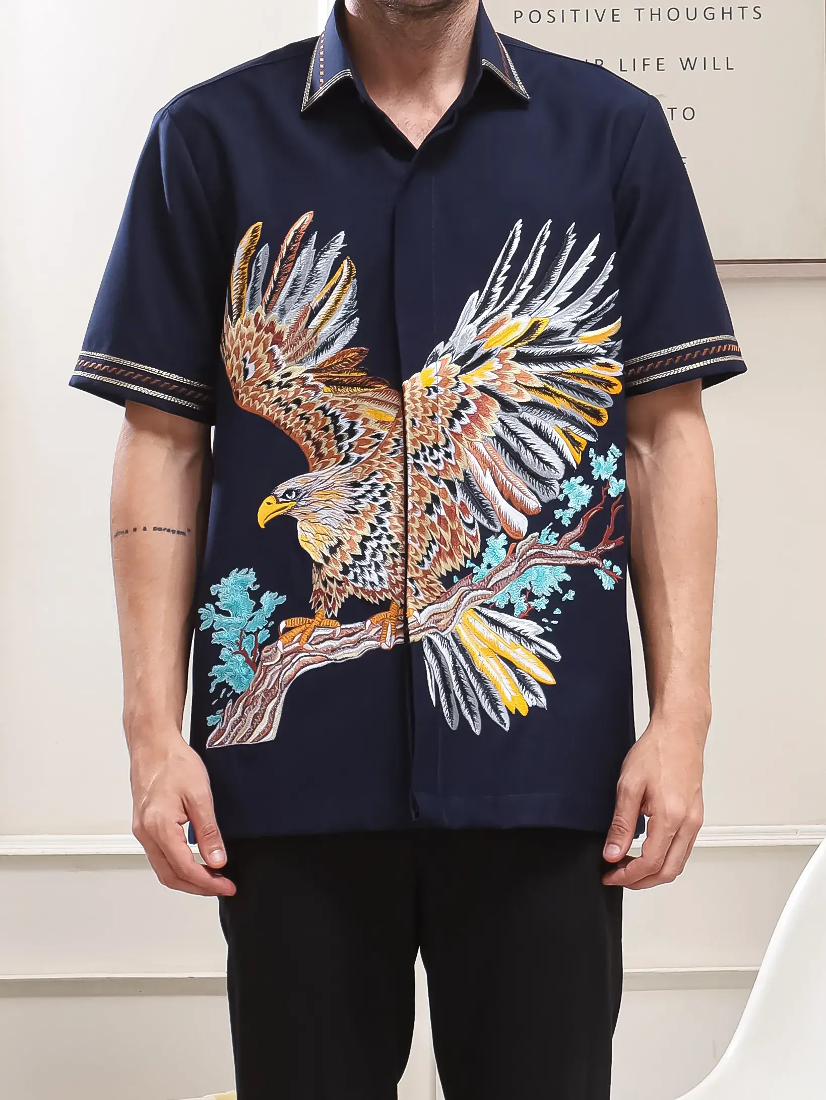 Kemeja Garuda Hunter