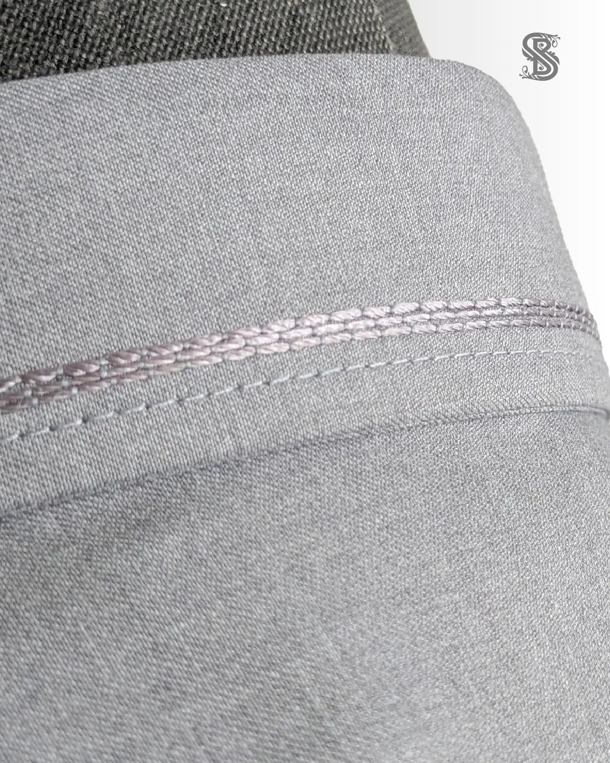 Grand Noir Geometria