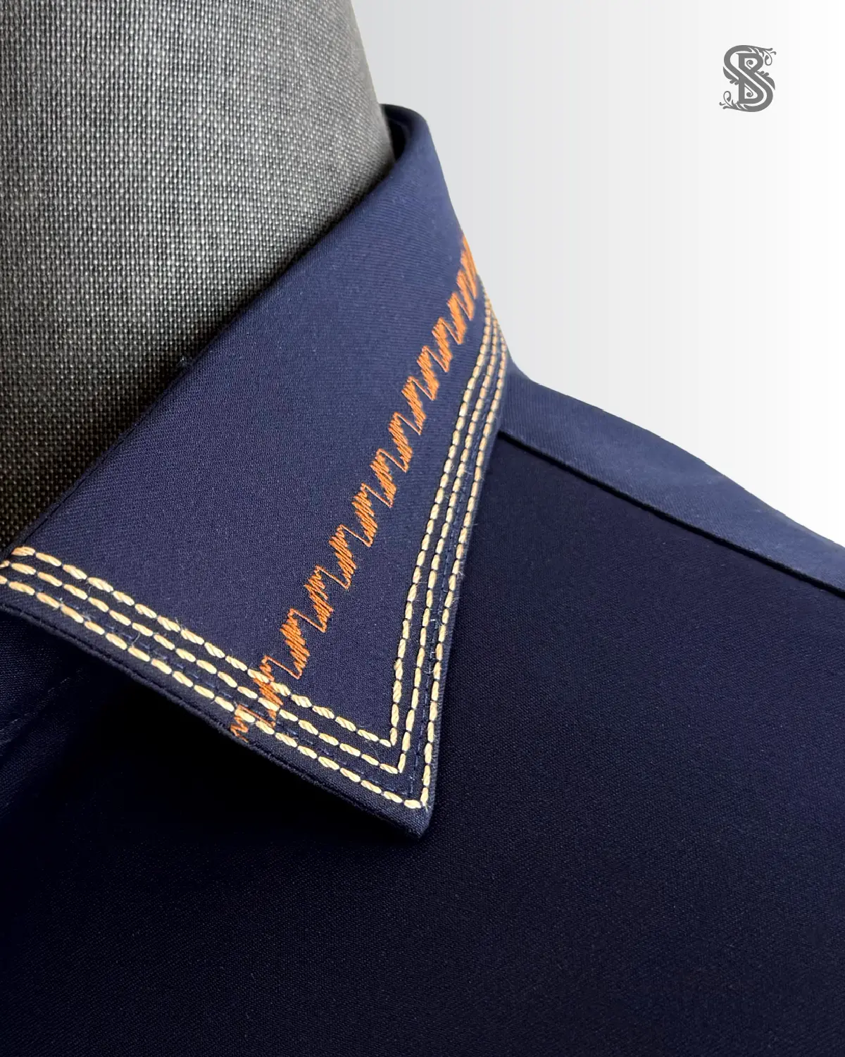 Kemeja Garuda Hunter