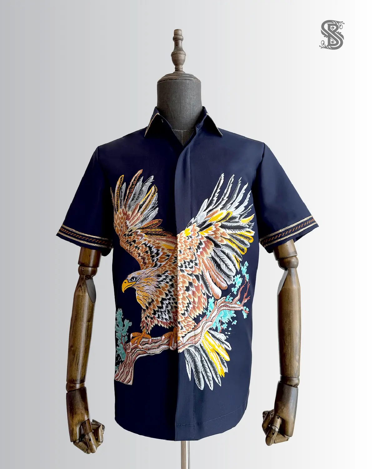 Kemeja Garuda Hunter