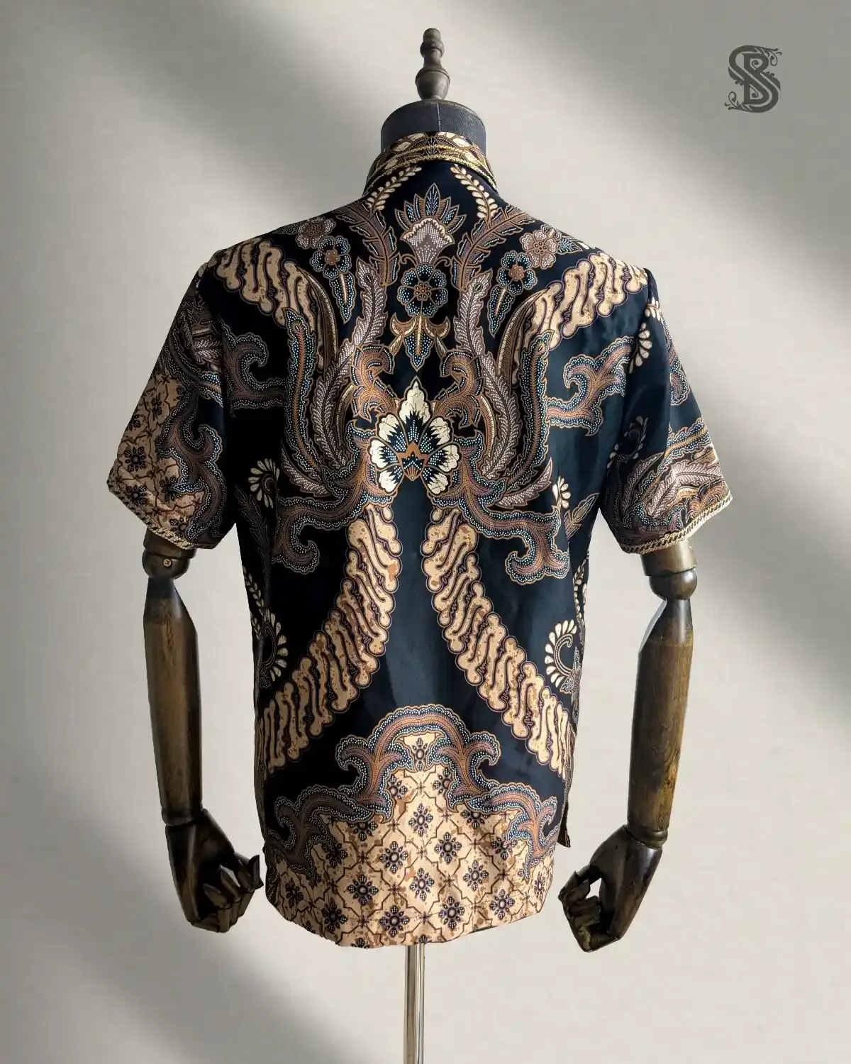 Batik Kartanegara Adiwangsa