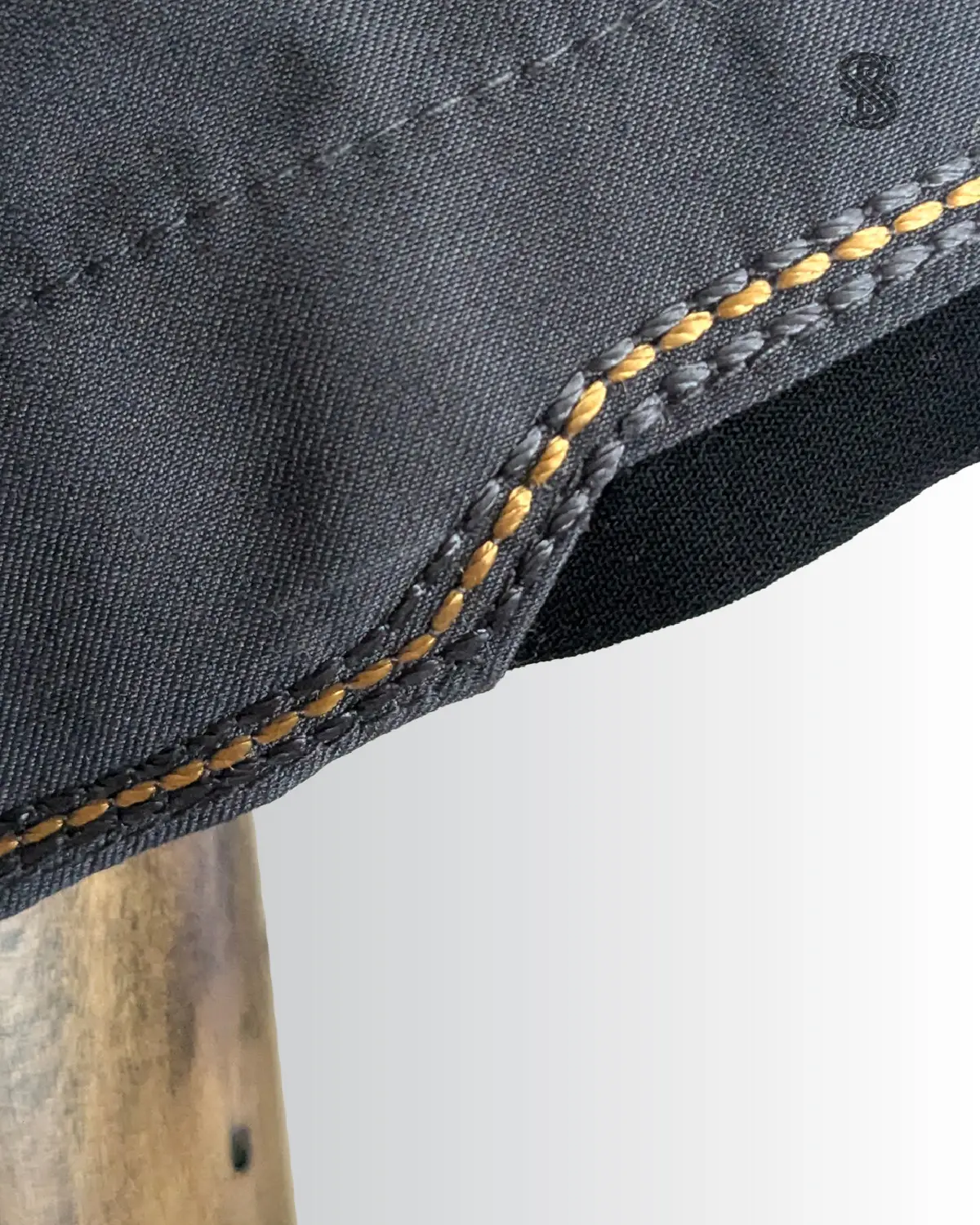 Kemeja Panther Majesty