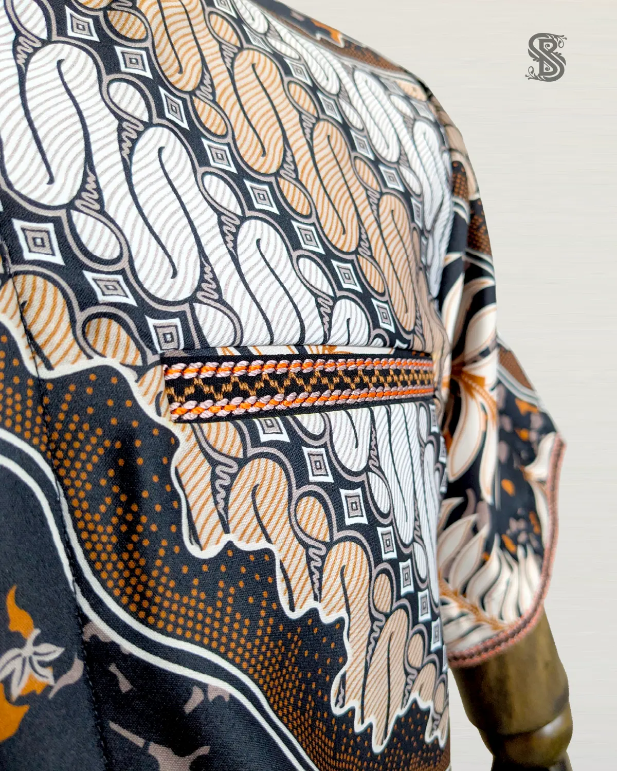 Batik Pramesta Lurik Daun