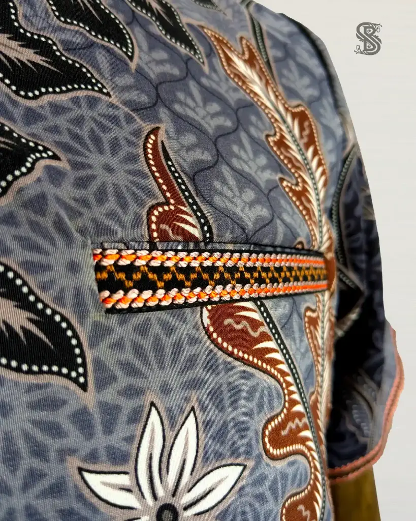 Batik Arunika Biru