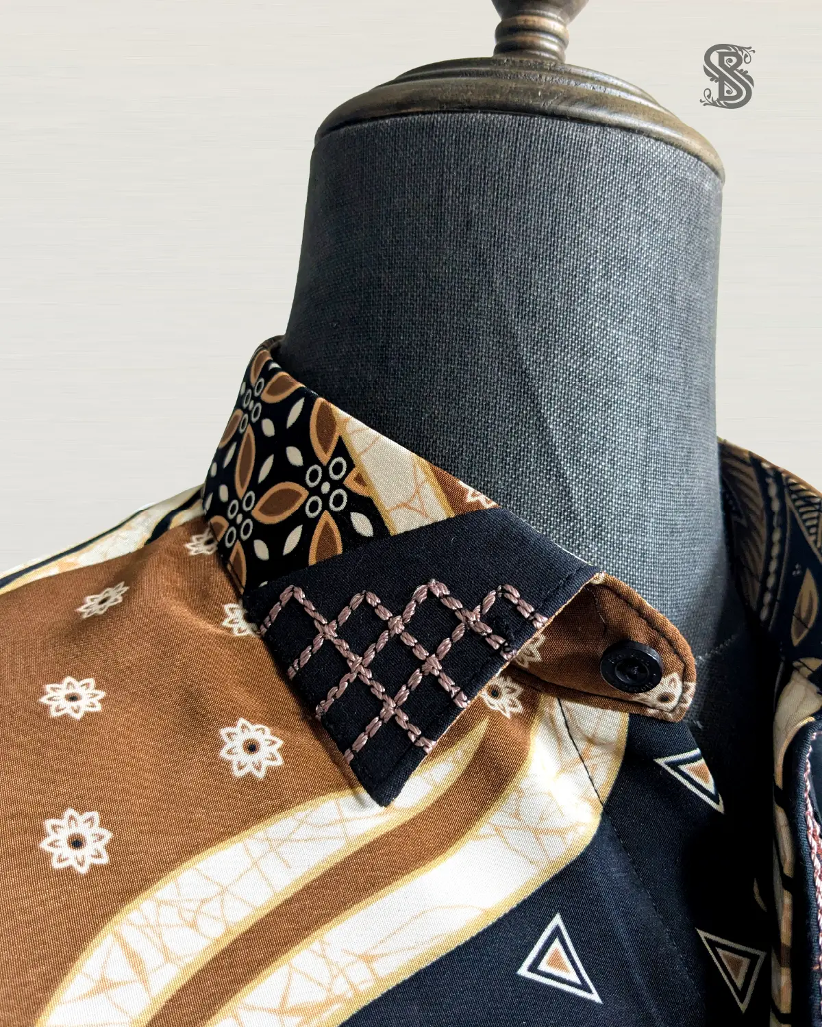 Batik Grawira Swarna