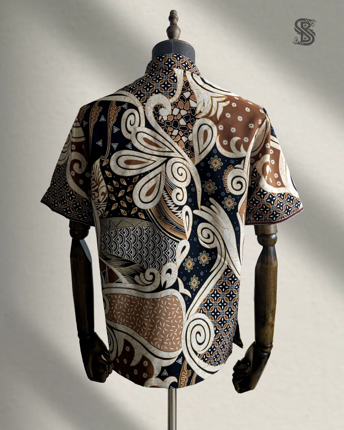 Batik Grawira Swarna