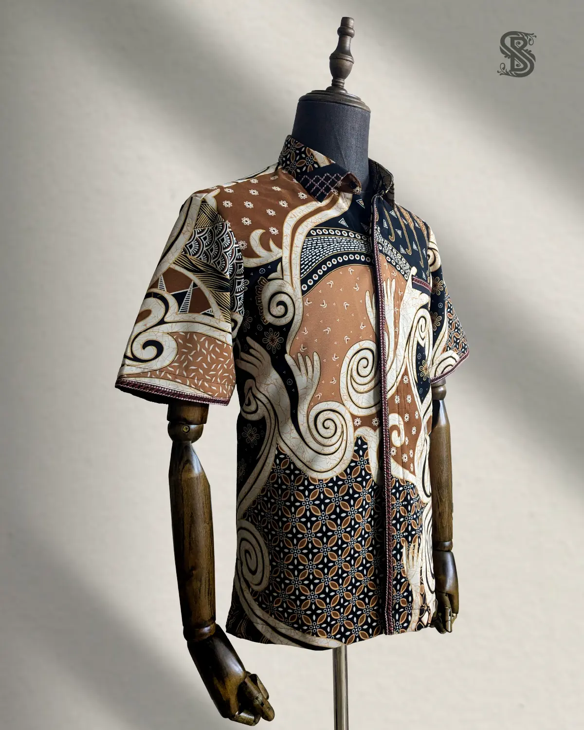 Batik Grawira Swarna