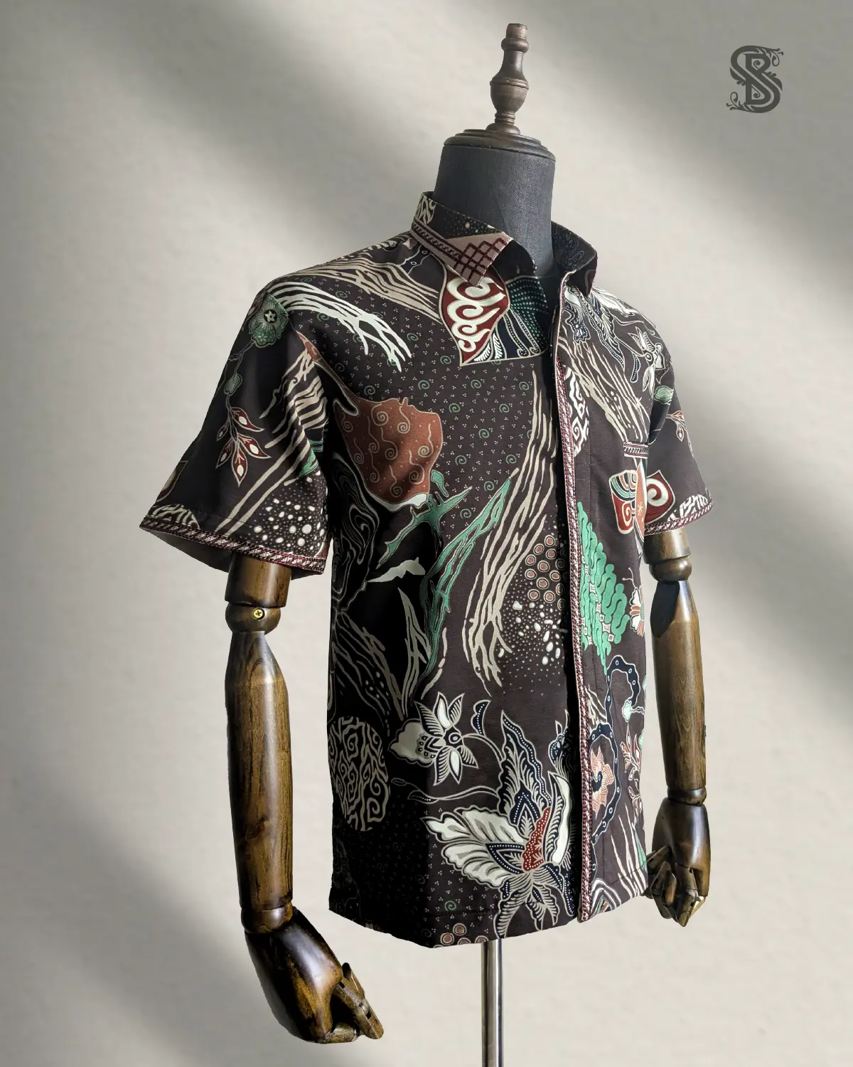 Batik Lelana Arunika