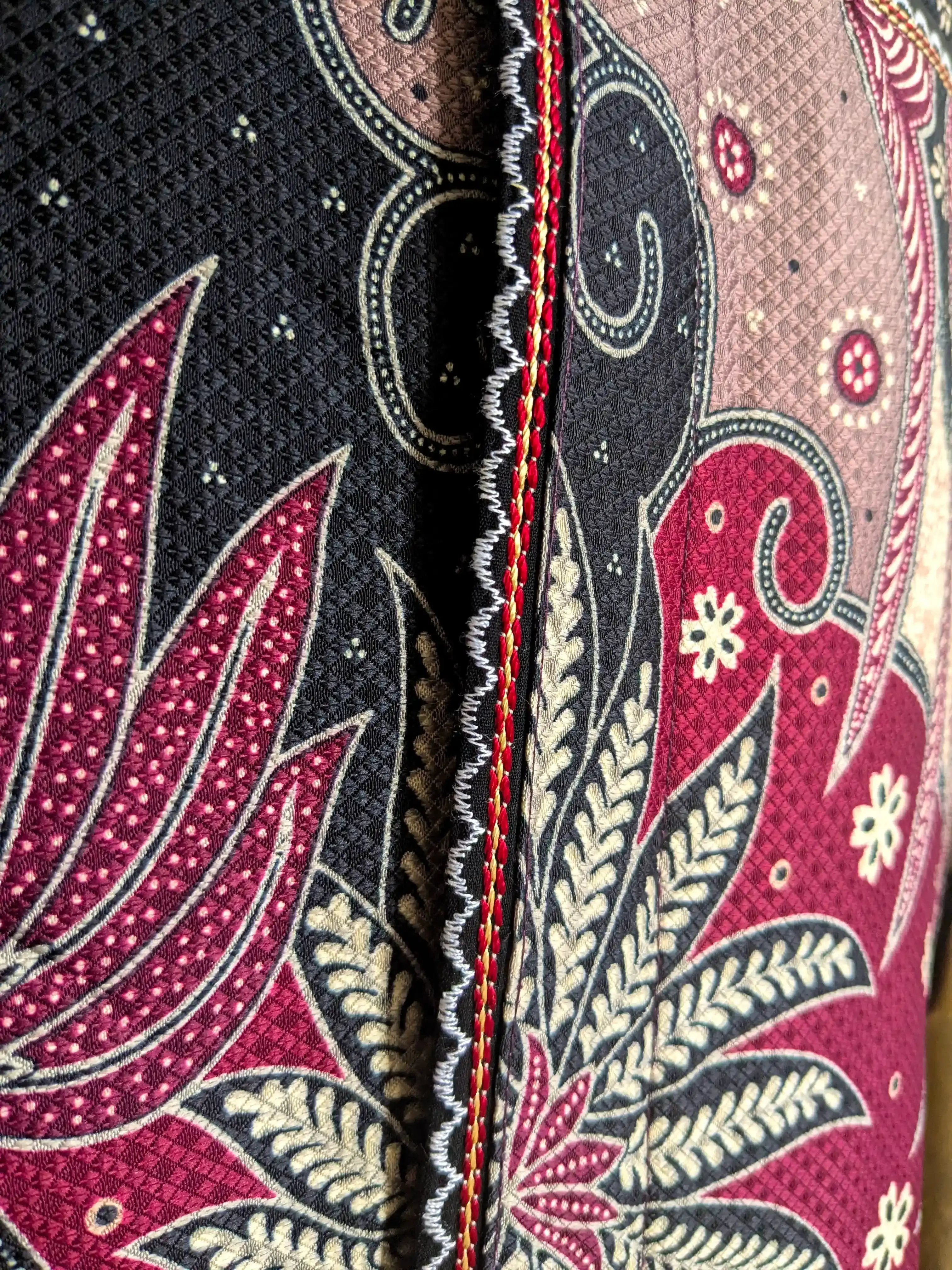 Batik Prameswara Garnet