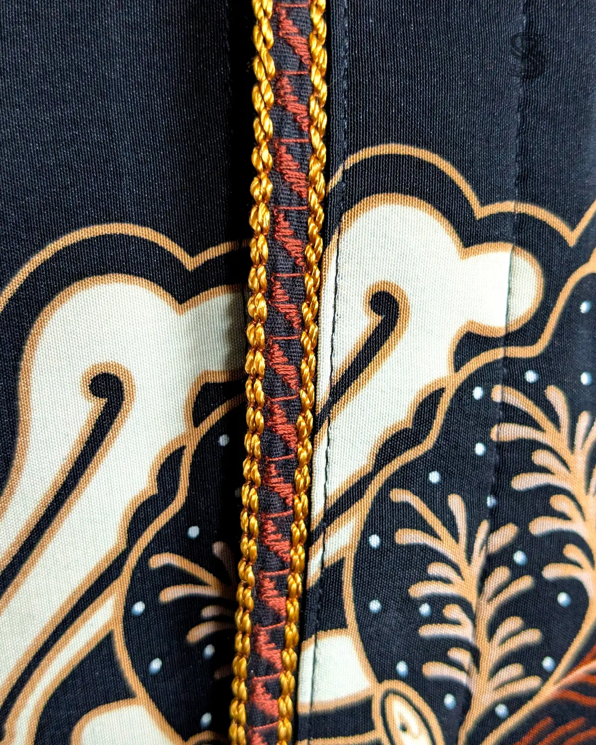 Kemeja Agni Pradipta